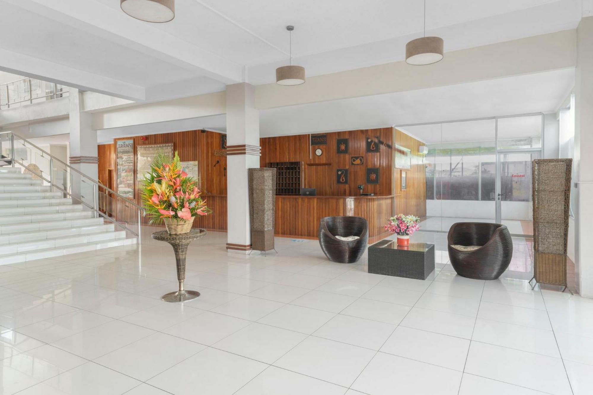 Trans International Hotel Nadi Buitenkant foto